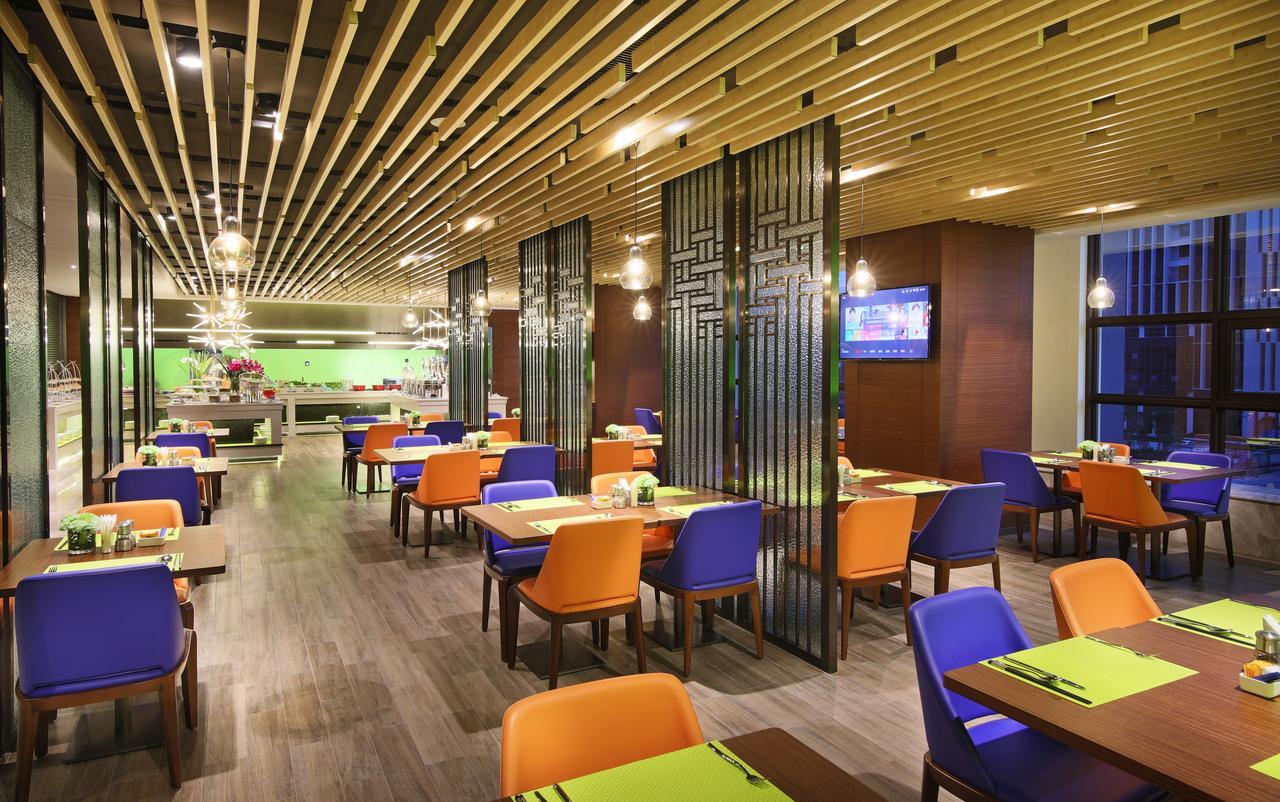 Qujing Hampton By Hilton Qujin Hotel מראה חיצוני תמונה